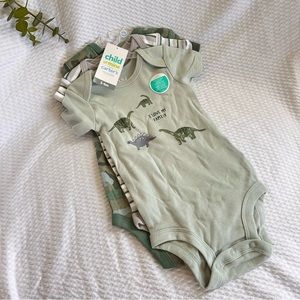 Baby boys carters onesies - set of 3 (3-6M)